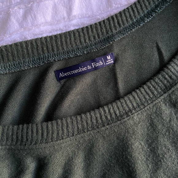 Abercrombie & Fitch Tie-Front Crop Sweater - Picture 4 of 5